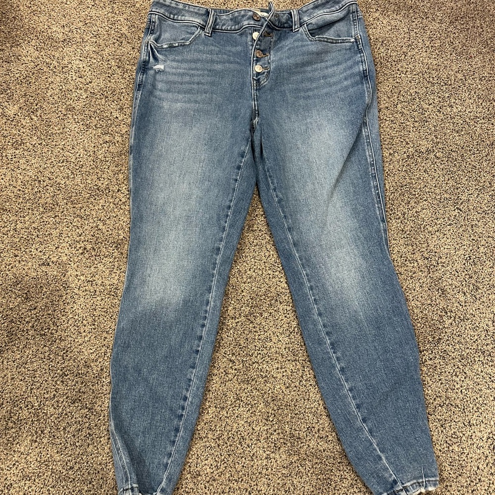 Size L Distressed Jeans by Maurice’s!!
